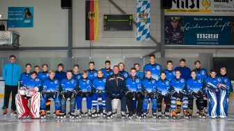 16 Tore schossen die ERC-Knaben gegen Passau. 16 Tore schossen die ERC-Knaben gegen Passau.