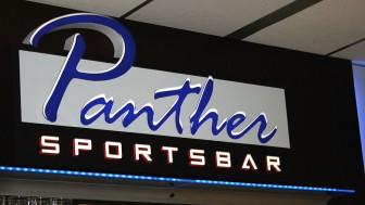 In der Panther-Sportsbar wird am 1. September der erste Fanstammtisch 2010/11 ausgetragen. In der Panther-Sportsbar wird am 1. September der erste Fanstammtisch 2010/11 ausgetragen.