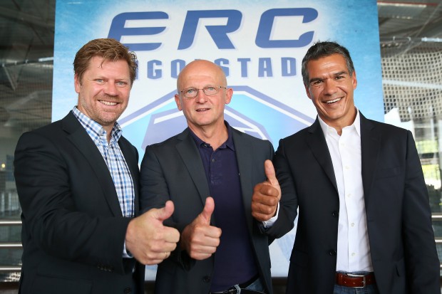 ERC-Sportdirektor Jiri Ehrenberger (Mitte) mit Peppi Heiß und Manny Viveiros (Foto: Stefan Bösl)