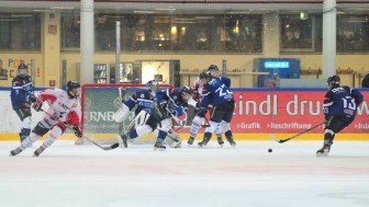 Szene aus dem ersten Viertelfinalspiel zwischen den Schülern des ERC Ingolstadt und der Adler Mannheim. Foto: ERCI e.V. Szene aus dem ersten Viertelfinalspiel zwischen den Schülern des ERC Ingolstadt und der Adler Mannheim. Foto: ERCI e.V.