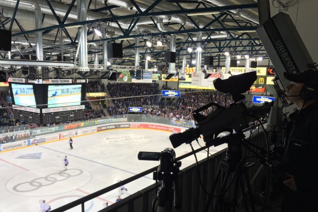 Das Eishockey glänzt mit tollen TV-Quoten. Foto: Wimösterer