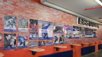 Die neu gestaltete Wall of Fame des ERC Ingolstadt in der Saturn Arena.
Foto: Johannes Traub/JT-Presse.de