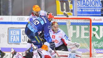 Im ersten Duell der Saison behielten die Panther die Oberhand. Allerdings erst in der Overtime.
Foto: Johannes TRAUB / JT-Presse.de Im ersten Duell der Saison behielten die Panther die Oberhand. Allerdings erst in der Overtime.
Foto: Johannes TRAUB / JT-Presse.de