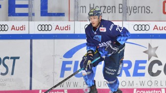 Maury Edwards war im Dezember der beste Spieler in der DEL. Im Fachmagazin Eishockey News gewann er die Wahl unter Fans, Experten und Profis.
Foto: Johannes TRAUB / JT-Presse.de Maury Edwards war im Dezember der beste Spieler in der DEL. Im Fachmagazin Eishockey News gewann er die Wahl unter Fans, Experten und Profis.
Foto: Johannes TRAUB / JT-Presse.de