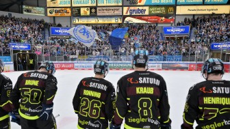 Ein Gameworn-Trikot deines Lieblingsspielers der Saison 23/24 - das ist einer der Preise beim Dauerkarten-Gewinnspiel.
Foto: Johannes Traub / JT-Presse.de. Ein Gameworn-Trikot deines Lieblingsspielers der Saison 23/24 - das ist einer der Preise beim Dauerkarten-Gewinnspiel.
Foto: Johannes Traub / JT-Presse.de.