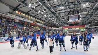 In den Spielen getragen, nach der Saison in Ihren Händen: Das Gameworn-Trikot des Lieblingsspielers.
Foto: Johannes Traub / JT-Presse.de