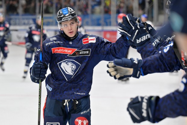 Unser neues drittes Trikot!
Foto: Johannes Traub / JT-Presse.de