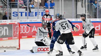 Das Powerplay-Tor zum 2:0.
Foto: Johannes Traub/JT-Presse.de Das Powerplay-Tor zum 2:0.
Foto: Johannes Traub/JT-Presse.de