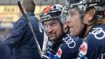 Ab sofort unter anderem in unserem Ebay-Shop zur Auktion: Der gespielte und signierte Helm von Colton Jobke.
Foto: Johannes Traub / JT-Presse.de Ab sofort unter anderem in unserem Ebay-Shop zur Auktion: Der gespielte und signierte Helm von Colton Jobke.
Foto: Johannes Traub / JT-Presse.de