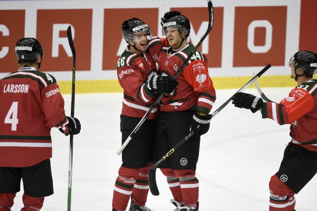 After a thriller of a game, Frölunda qualified for the next round in Champions Hockey League. Foto: Tommy Holl / Frölunda Indians via Getty Images