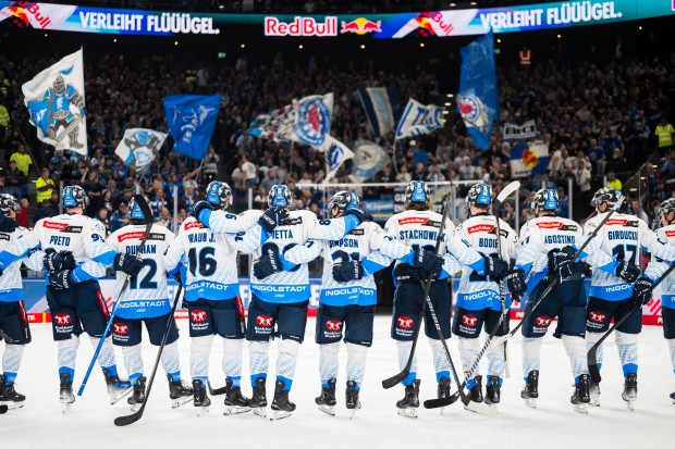 Derby-Sieg mit über 1000 ERC-Fans in München!
Foto: Citypress
