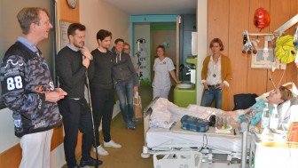 Besuch auf der Kinderstation des Klinikums Ingolstadt. Besuch auf der Kinderstation des Klinikums Ingolstadt.