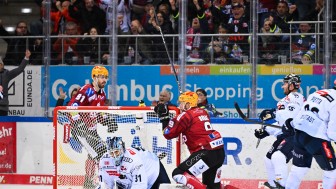 Jan Urbas mit dem 1:1-Ausgleichstreffer.
Foto: Citypress. Jan Urbas mit dem 1:1-Ausgleichstreffer.
Foto: Citypress.