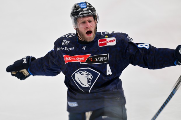 Unser neues drittes Trikot!
Foto: Johannes Traub / JT-Presse.de
