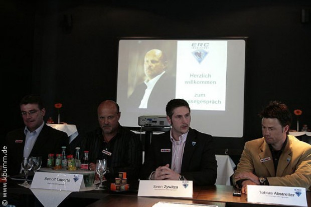 v.l.n.r.: Greg Thomson, Benoit Laporte, Sven Zywitza und Tobias Abstreiter. Foto: kbumm