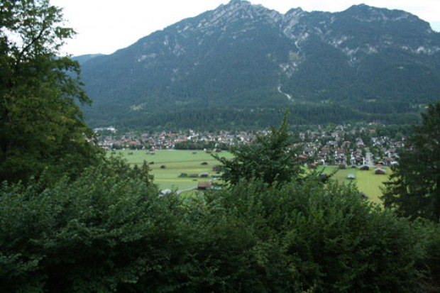 Die Idylle trügt: Im Trainingslager des ERC Ingolstadt in Garmisch wird hart geschuftet. Bild: Oliver Bauer