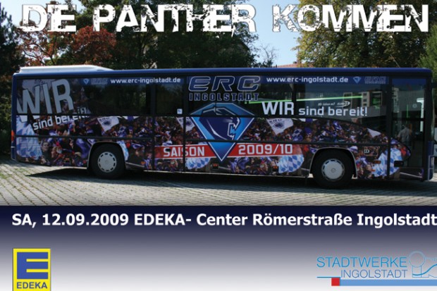 Die Panther kommen! Mit dabei zum ersten Mal der neue Linienbus im ERC-Design. Foto: Oliver Bauer