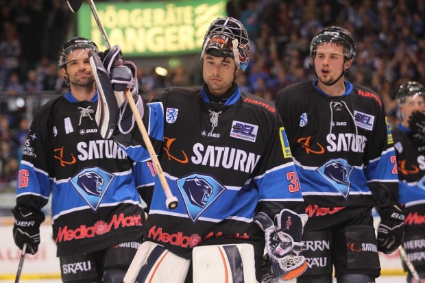 Game Worn Trikots werden versteigert!