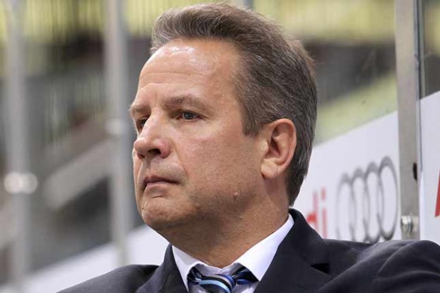 ERC Ingolstadt entlässt Trainer Rich Chernomaz. Foto: Bösl - www.kbumm.de