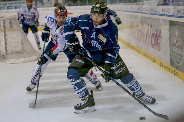 Kein Durchkommen für die Panther hieß es in Spiel 4. Archiv-Foto: Marek Kowalski