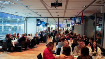 Die Panther Sportsbar lohnt jederzeit den Besuch, nicht nur beim Panther Dinner. Foto: Jürgen Meyer Die Panther Sportsbar lohnt jederzeit den Besuch, nicht nur beim Panther Dinner. Foto: Jürgen Meyer