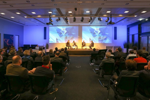 Gespannte Zuschauer beim ersten ERC-Sponsoren-Workshop... - Foto: Bösl
