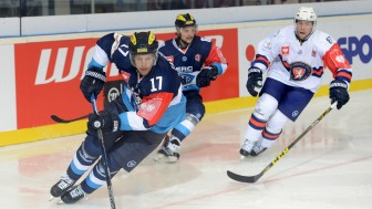 Petr Taticek (ERC Ingolstadt) and Robert Rosen (Växjo Lakers) might meet again in the upcoming CHL-season. Foto: st-foto.de / Strisch-Traub