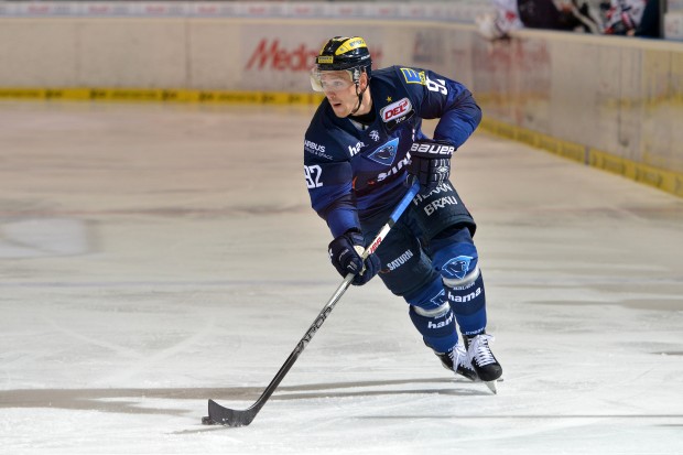 Alexander Barta is a skilled center-men and is about to complete 600 games in German DEL. Foto: Strisch/Traub