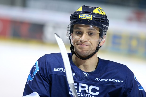 Brian Salcido during team practice. Foto: Stefan Bösl / kbumm.de