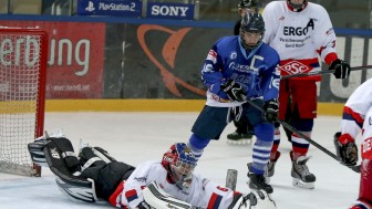 Der ERC-Nachwuchs bot am Wochenende wie auch die Frauen-Mannschaft starke Leistungen. Foto (Archiv): Meyer / kbumm.de Der ERC-Nachwuchs bot am Wochenende wie auch die Frauen-Mannschaft starke Leistungen. Foto (Archiv): Meyer / kbumm.de