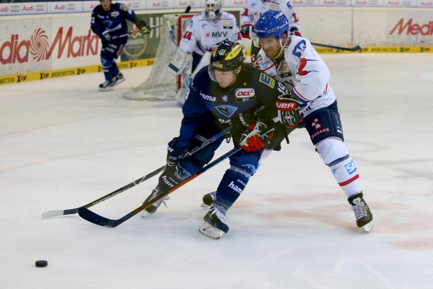 Danny Irmen schoss ein Tor und machte anseiten von Jared Ross und David Elsner eine starke Partie. Foto (Archiv): Jürgen Meyer / kbumm.de