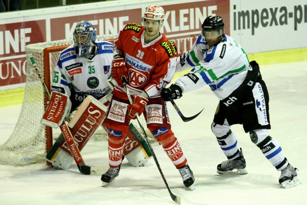 Jean-Francois Jacques (center) has both NHL als Champions Hockey League experience. Foto: Klagenfurter AC