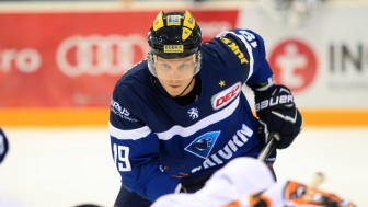 That is huge: Danny Irmen is one of the candidates for DEL's best player of October. Foto: Ralf Lüger That is huge: Danny Irmen is one of the candidates for DEL's best player of October. Foto: Ralf Lüger