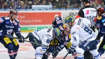 Die Eisbären zogen im zweiten Drittel weg. Foto: City Press Die Eisbären zogen im zweiten Drittel weg. Foto: City Press