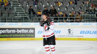 Erfolgserlebnis für Brandon Buck mit Kanada. Archivfoto: City Press Erfolgserlebnis für Brandon Buck mit Kanada. Archivfoto: City Press