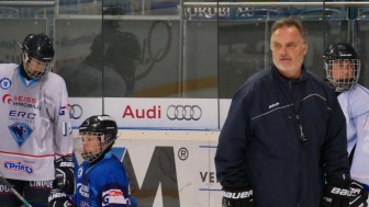 Die U16 von Trainer Eduard Uvira hat zum Auftakt ein Auswärtswochenende. Die U16 von Trainer Eduard Uvira hat zum Auftakt ein Auswärtswochenende.