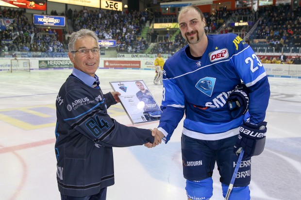 Matt Pelech gewann die Fan-Wahl als Spieler des Monats. Foto: Jürgen Meyer / kbumm.de