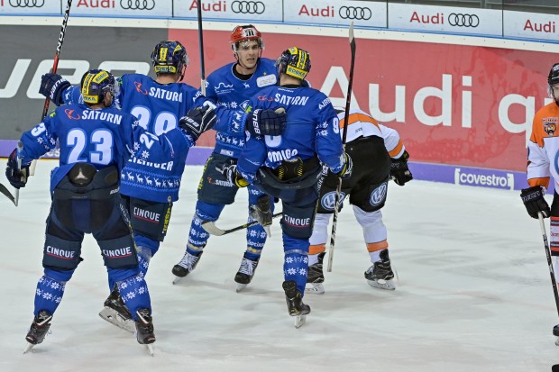 Da war der Zusatzpunkt perfekt! Foto: Strisch / st-foto