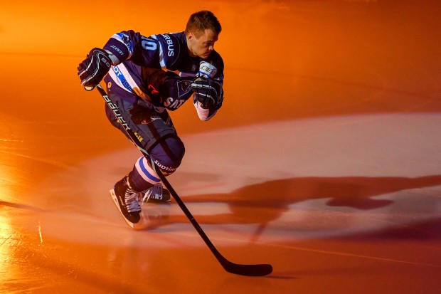 Ville Koistinen und seine Panther freuen sich auf Spiel 4!
Foto: Oliver STRISCH / st-foto.de