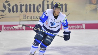 Tyler Kelleher unmittelbar vor seinem ersten Spiel für den ERC Ingolstadt. Foto: ST-Foto.de / Johannes Traub Tyler Kelleher unmittelbar vor seinem ersten Spiel für den ERC Ingolstadt. Foto: ST-Foto.de / Johannes Traub
