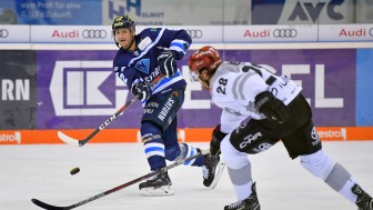 Sonntag geht es für Pat Cannone und die Panther gegen die Kölner Haie.
Foto: Johannes TRAUB / ST-Foto.de Sonntag geht es für Pat Cannone und die Panther gegen die Kölner Haie.
Foto: Johannes TRAUB / ST-Foto.de