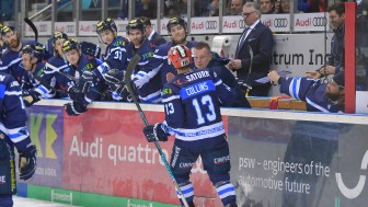 Mike Collins traf zum wichtigen 2:0.
Foto: Johannes TRAUB / ST-Foto.de Mike Collins traf zum wichtigen 2:0.
Foto: Johannes TRAUB / ST-Foto.de