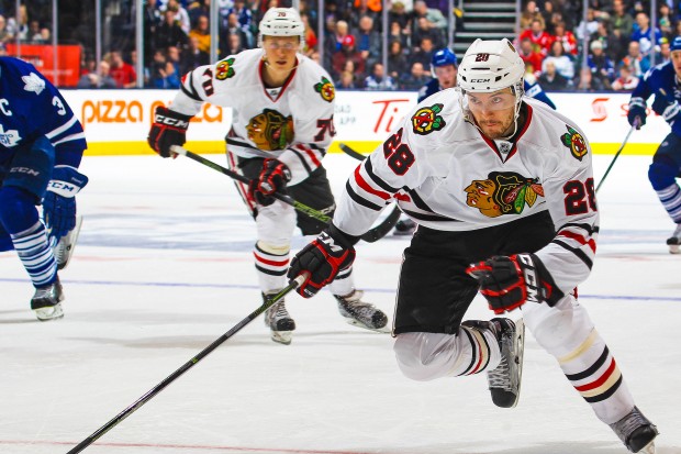 Ryan Garbutt (here in the jersey of the Chicago Blackhawks) has played in over 300 NHL-games. Photo: Claus Andersen/Getty Images