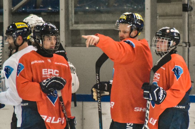 Veteran Petr Taticek führte die Talente an und gab den Jugendspielern Ratschläge.