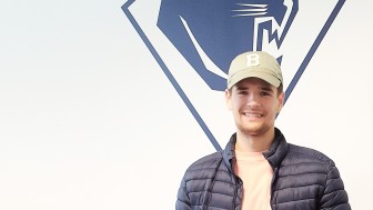 Neuzugang Garret Pruden in der Geschäftsstelle des ERC Ingolstadt. Neuzugang Garret Pruden in der Geschäftsstelle des ERC Ingolstadt.