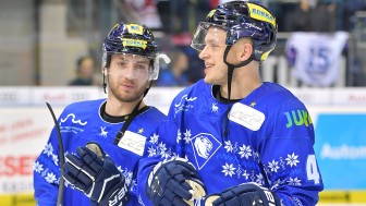 Vorweihnachtliches Derby: Der ERC hat morgen die Straubing Tigers zu Gast.
Foto: Johannes TRAUB / JT-Presse.de Vorweihnachtliches Derby: Der ERC hat morgen die Straubing Tigers zu Gast.
Foto: Johannes TRAUB / JT-Presse.de