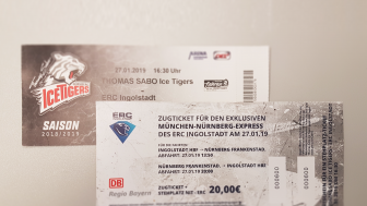 Wer möchte, kann bereits heute in der Arena seine Eintrittskarte für die Nürnberg-Fahrt bekommen - muss dafür aber sein Zugticket vorzeigen...