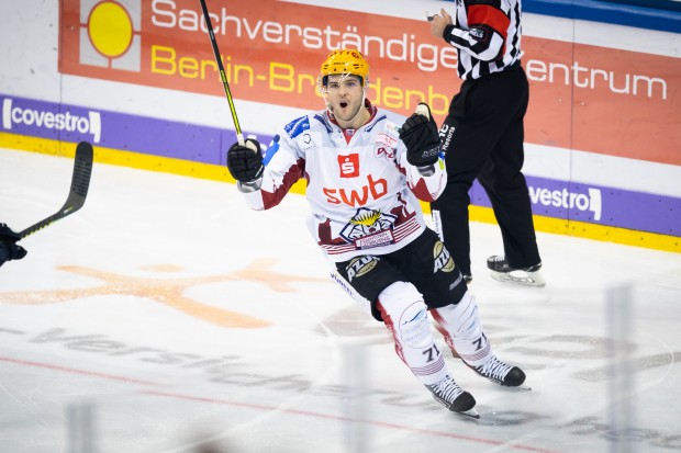 Justin Feser wird auch beim ERC mit der Nummer 71 auflaufen.
Foto: City-Press
