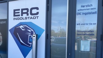 Die Geschäftsstelle des ERC Ingolstadt bleibt bis auf Weiteres für den Publikumsverkehr geshlossen. Foto: Andi_B Die Geschäftsstelle des ERC Ingolstadt bleibt bis auf Weiteres für den Publikumsverkehr geshlossen. Foto: Andi_B