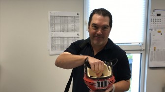 Larry Mitchell hat den heutigen Gewinner aus dem "Loshelm" gezogen. Larry Mitchell hat den heutigen Gewinner aus dem "Loshelm" gezogen.
